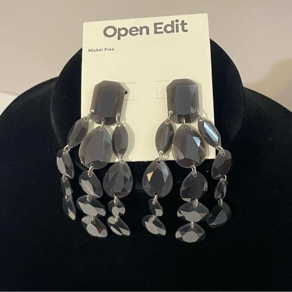 Women’s Open Edit Nordstrom Chandelier Dangle Earrings Smoky Gray Black NWT